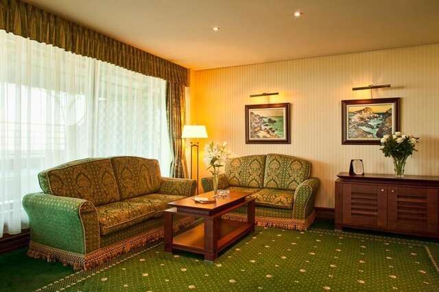 Отель Grand Hotel Sofia София-11